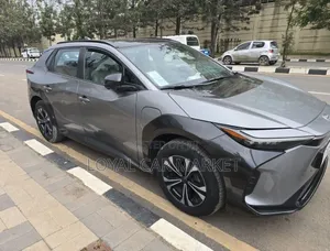 Toyota bZ4X 2023 Gray