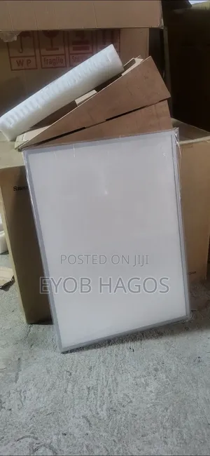 Ultra-Thin LED Light Box / Slim LED