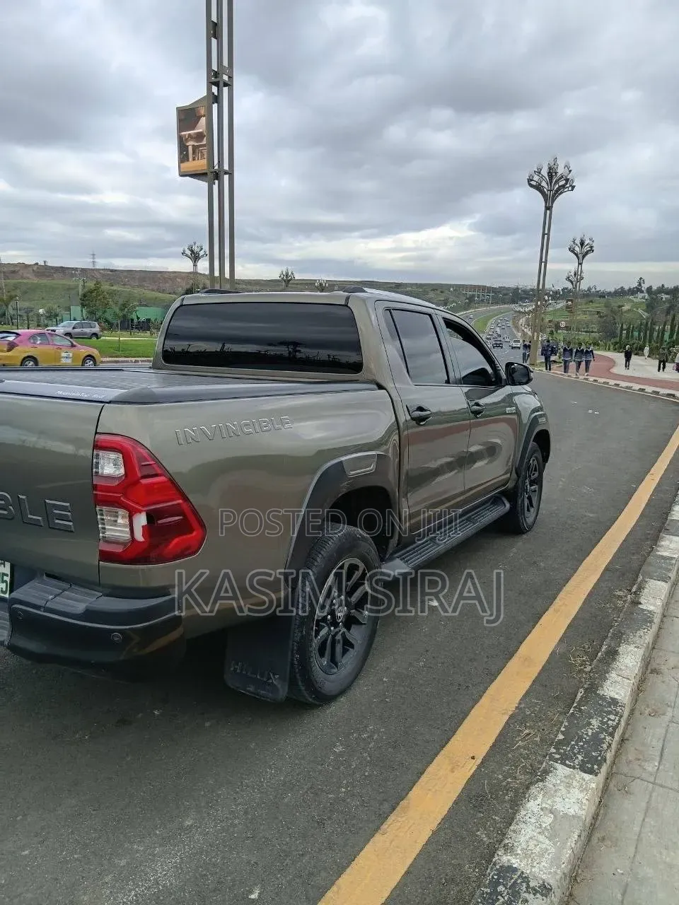 Toyota Hilux 2021 Blue