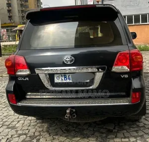 Toyota Land Cruiser 2014