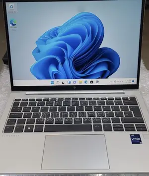New Laptop HP EliteBook 840 G9 16GB Intel Core i5 SSD 512GB