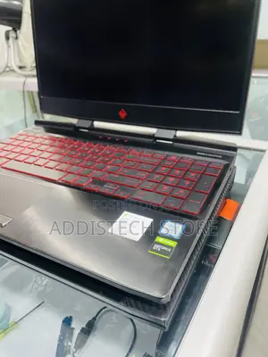 New Laptop HP Omen 15 8GB Intel Core i7 SSD 256GB