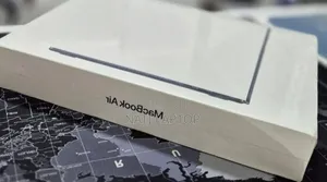 New Laptop Apple MacBook Air 2022 M2 8GB Apple M2 SSD 256GB