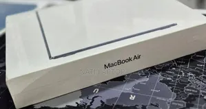 New Laptop Apple MacBook Air 2022 M2 8GB Apple M2 SSD 256GB