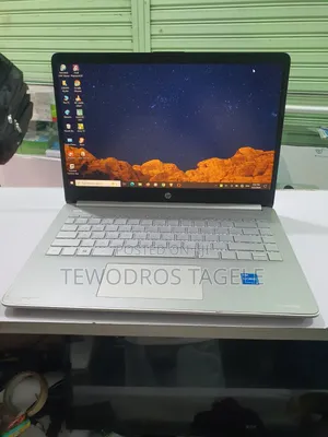 Laptop HP ZBook Firefly G8 8GB Intel Core i5 SSD 512GB