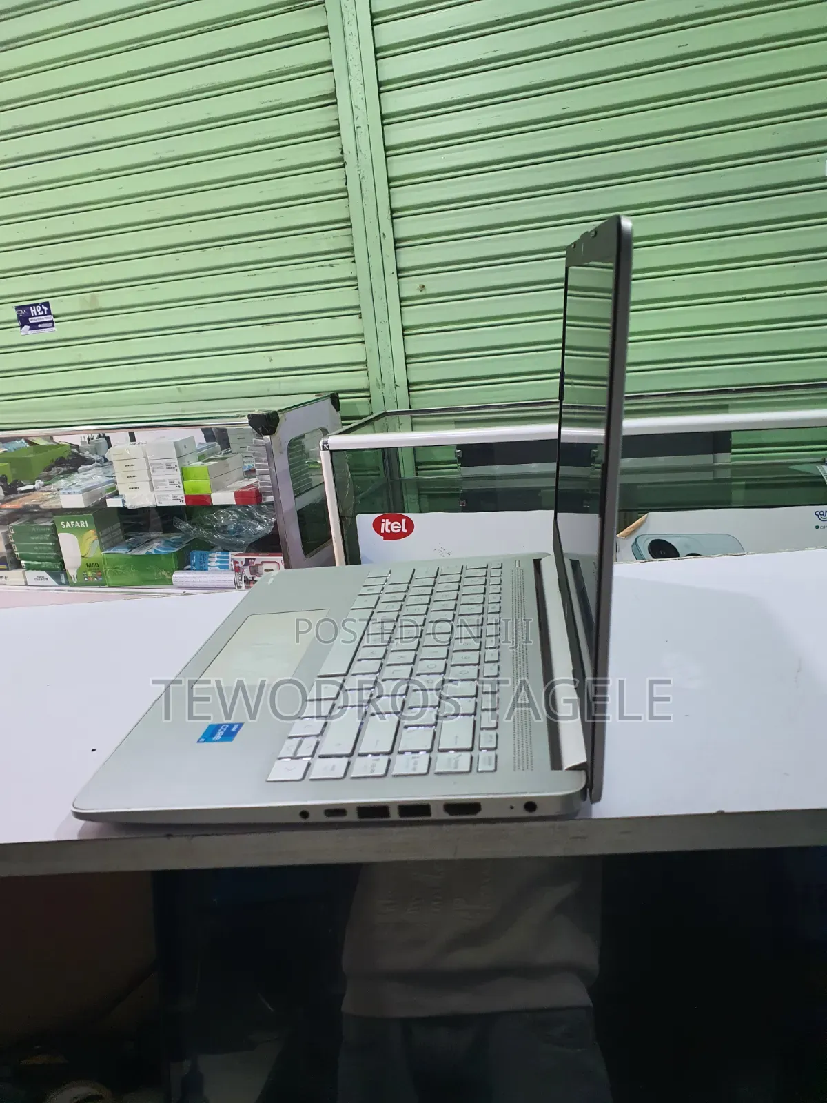 Laptop HP ZBook Firefly G8 8GB Intel Core i5 SSD 512GB
