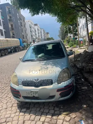 Toyota Vitz 2004