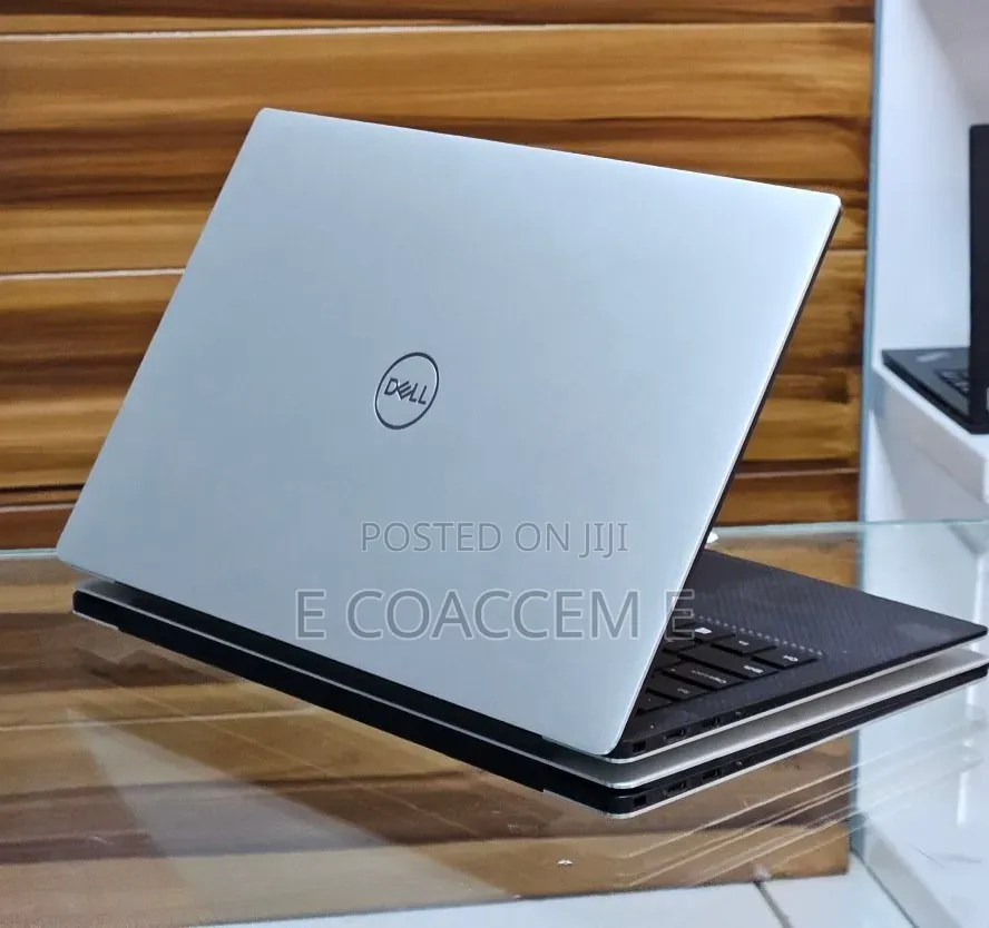 New Laptop Dell 16GB Intel Core i7 SSD 512GB