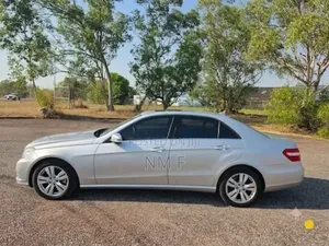 Mercedes-Benz E200 2013 Silver