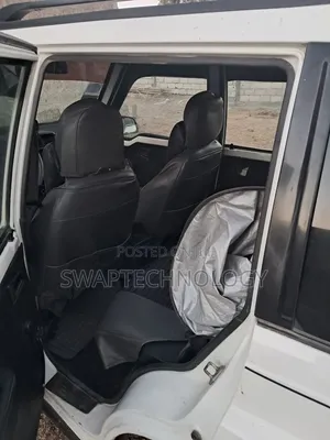 Suzuki Vitara 2004 White