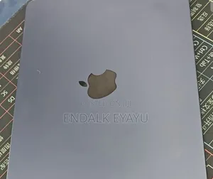 New Laptop Apple MacBook Air 2022 M2 8GB Apple M2 SSD 512GB
