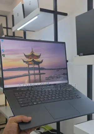 New Laptop Dell Inspiron 15 16GB Intel Core i7 SSD 512GB