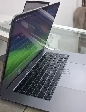New Laptop Apple MacBook Air 2020 M1 8GB AMD Ryzen 9 SSD 512GB