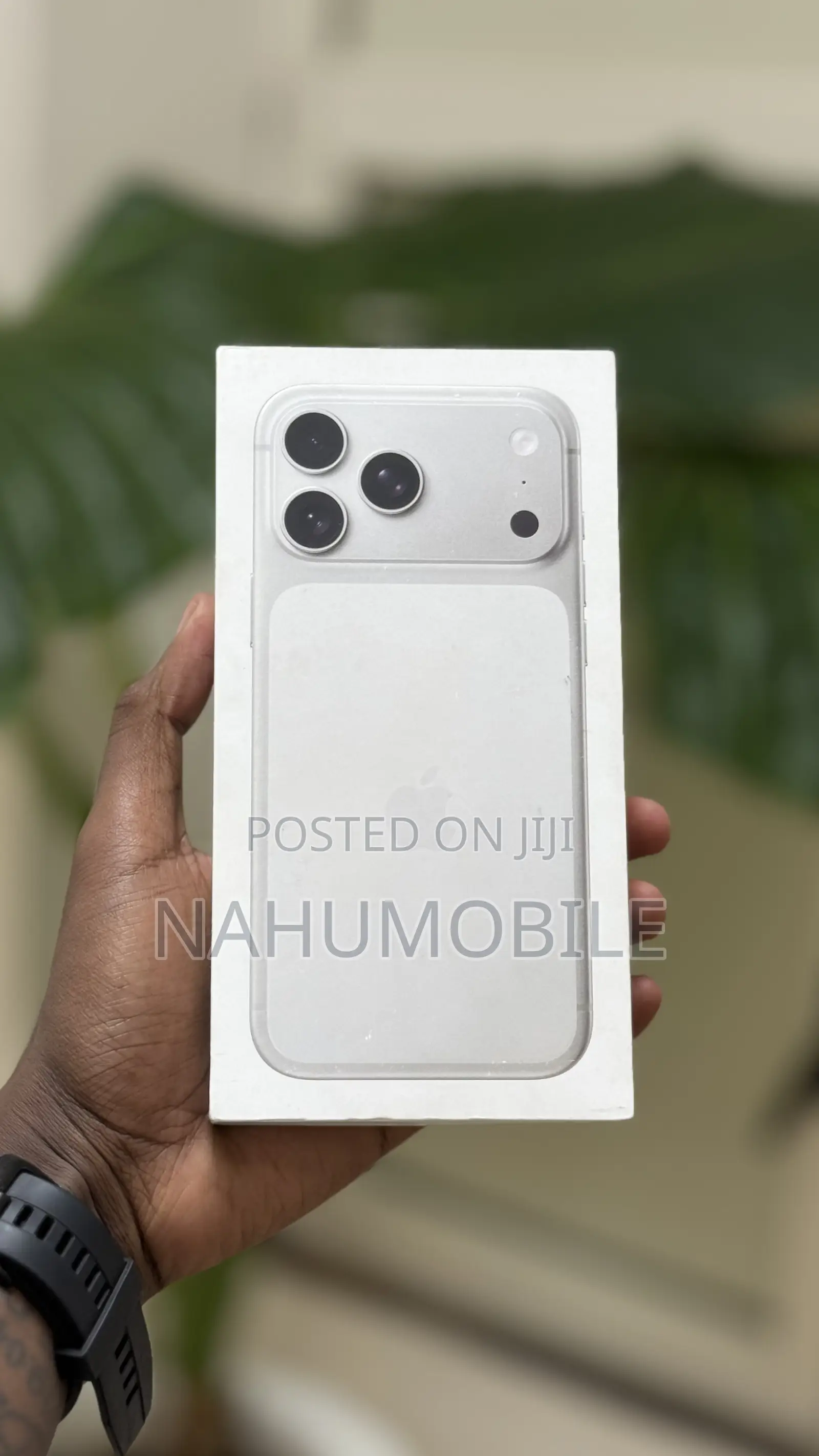 New Apple iPhone 17 Pro Max 256 GB Silver