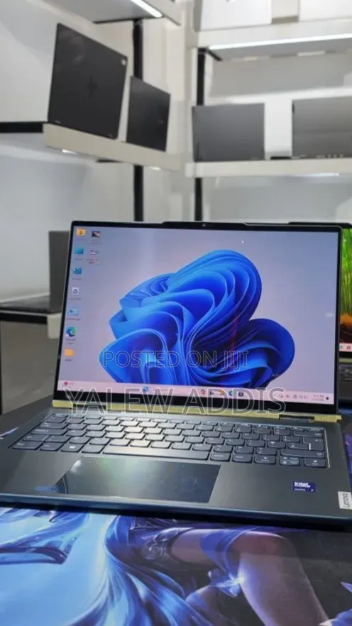New Laptop Lenovo Yoga 710 16GB Intel Core Ultra 7 SSD 512GB