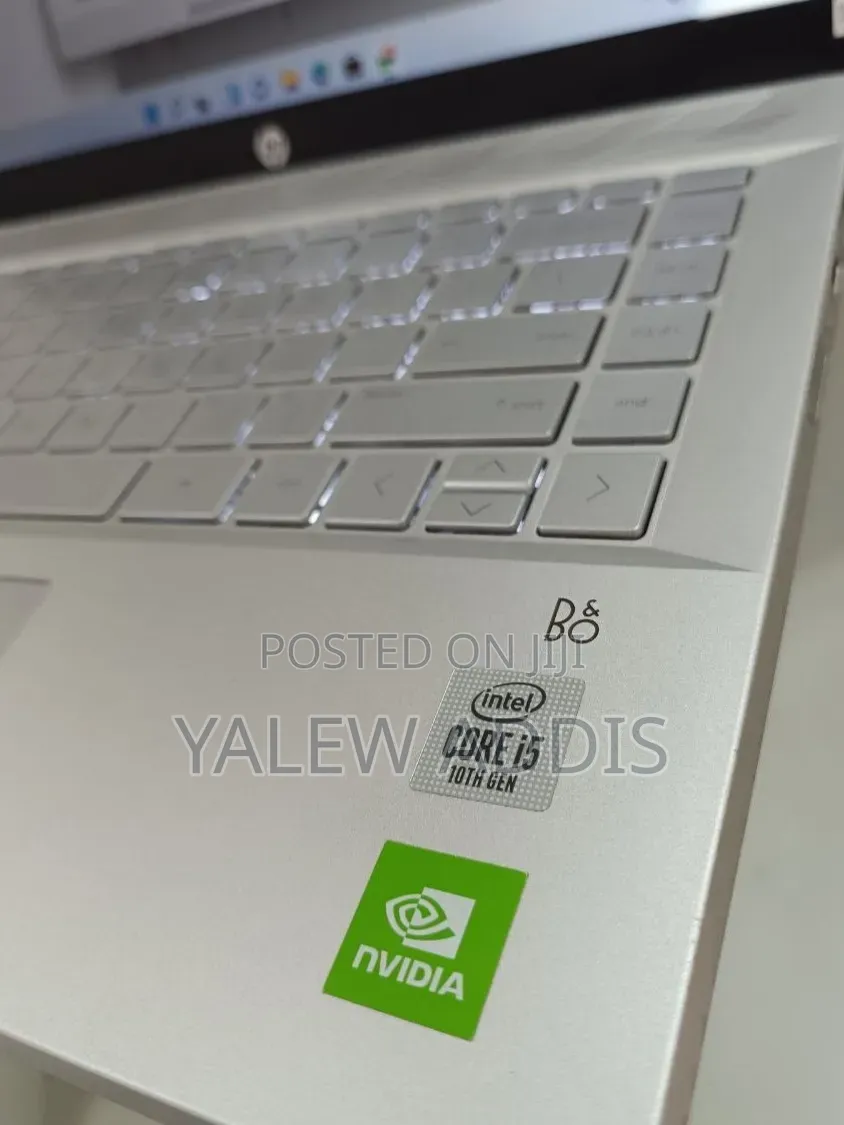 New Laptop HP Pavilion 15 8GB Intel Core i5 SSD 512GB