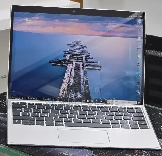 New Laptop HP Elite X2 G8 16GB Intel Core i7 SSD 512GB