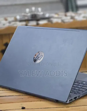 New Laptop HP Pavilion 15 8GB Intel Core i5 SSD 1T