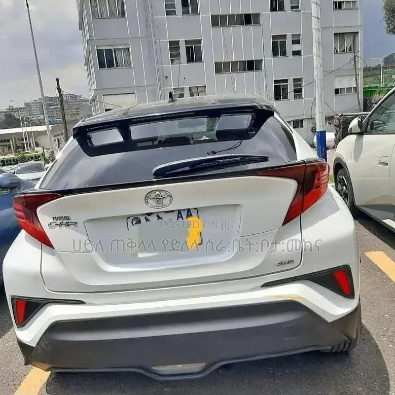 Toyota C-HR 2020 White