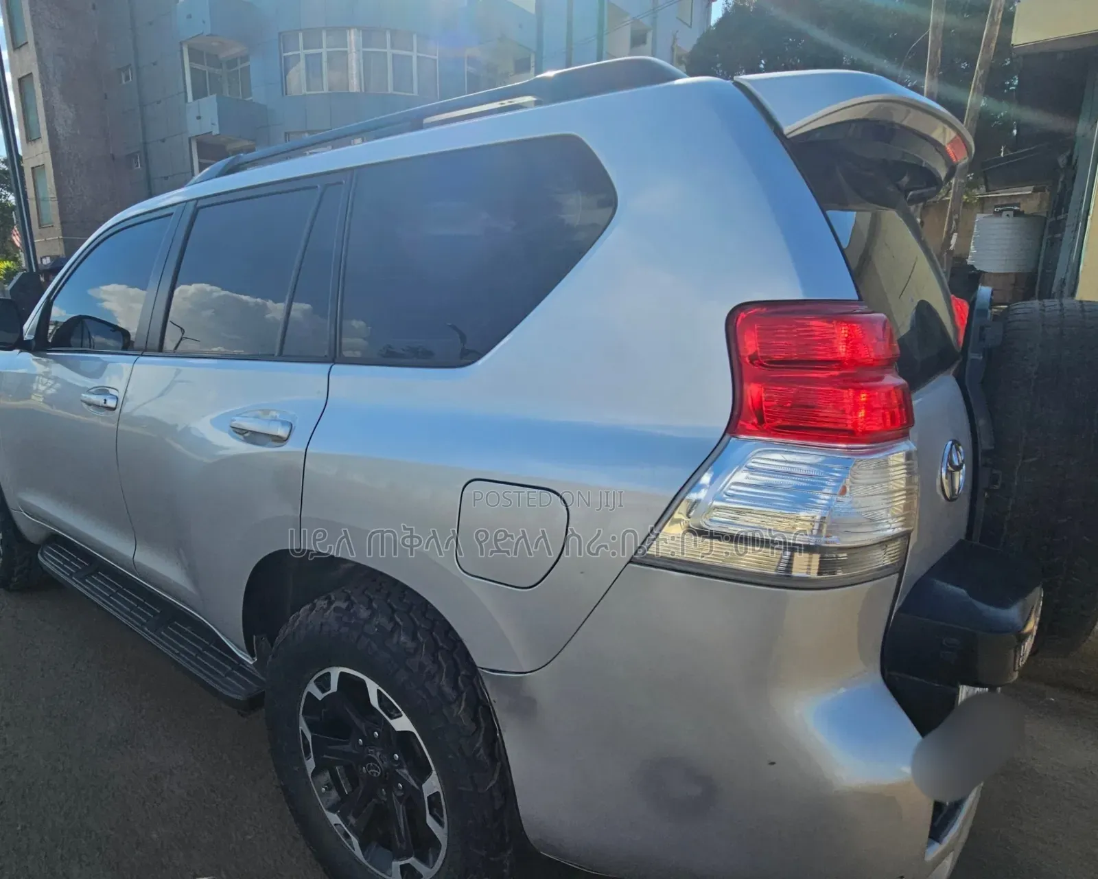 Toyota Land Cruiser Prado 2011 Silver