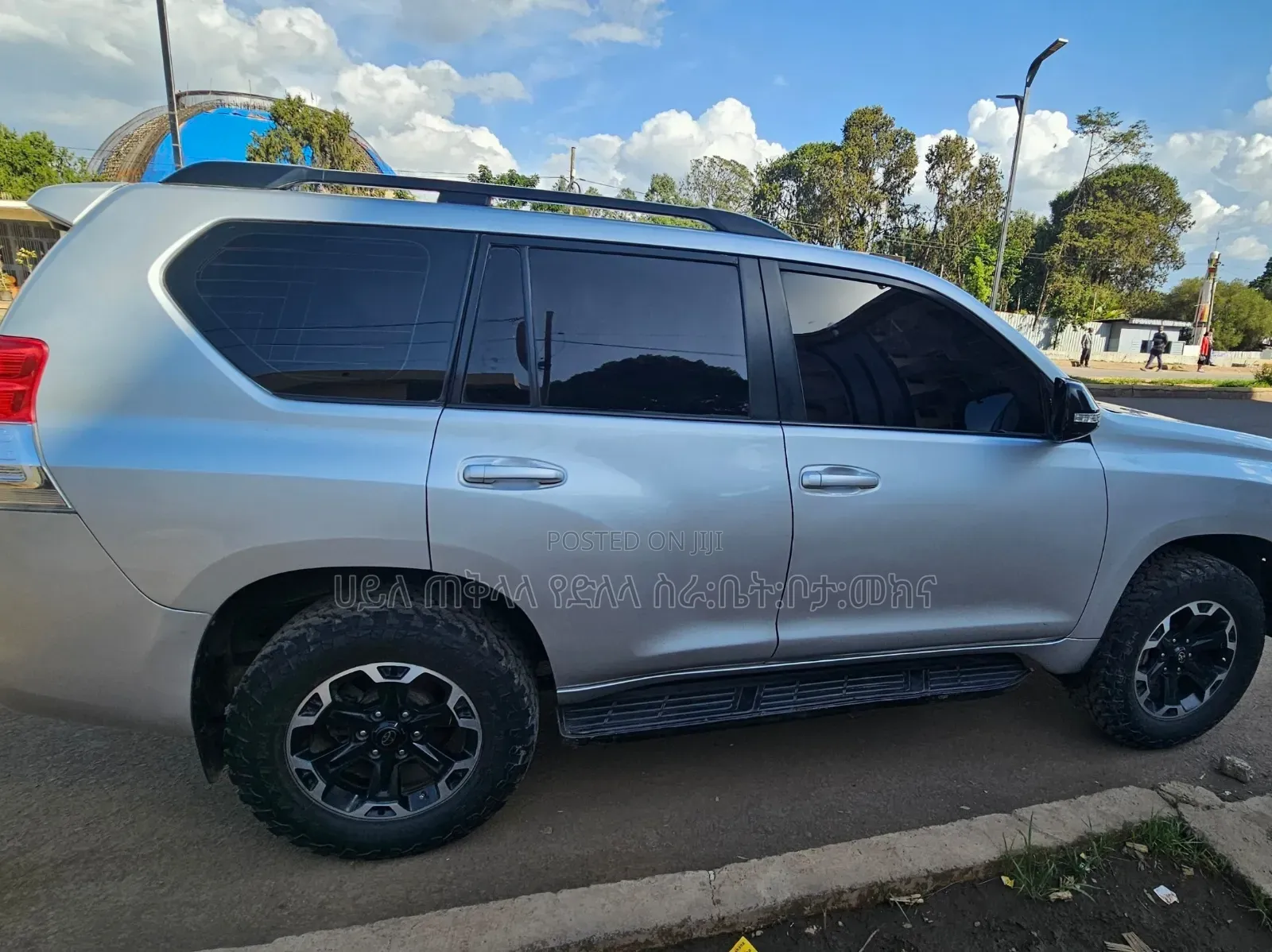 Toyota Land Cruiser Prado 2011 Silver