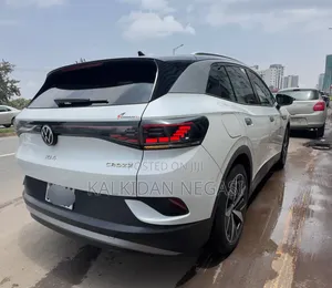 Volkswagen ID.4 2022 White