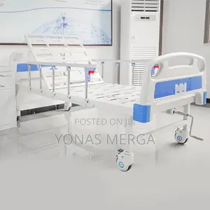 Adjustable Hospital Bed泵品200 Kg Load Capacity for Hospitals Clinics