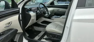 Hyundai Tucson 2022 White