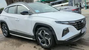 Hyundai Tucson 2022 White