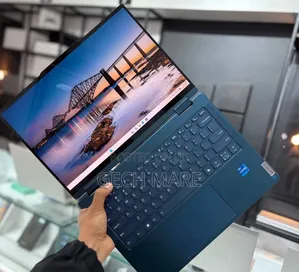 New Laptop Lenovo Yoga 7i 16GB Intel Core Ultra 7 SSD 512GB