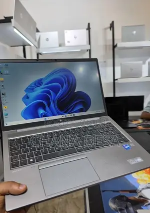 New Laptop HP ZBook 15 16GB Intel Core i7 SSD 512GB