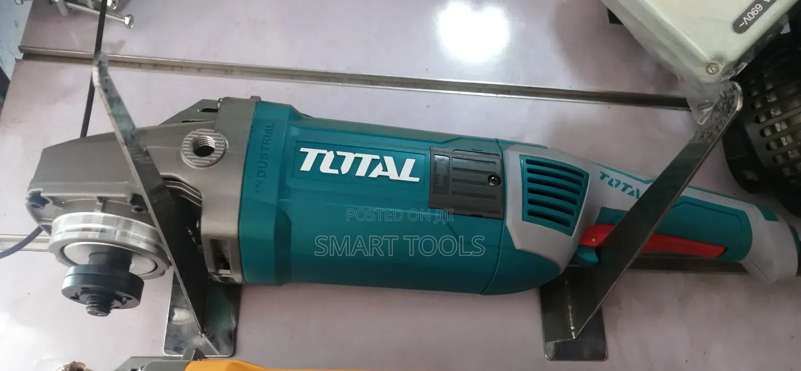 Total 2400W Electrical Grinder
