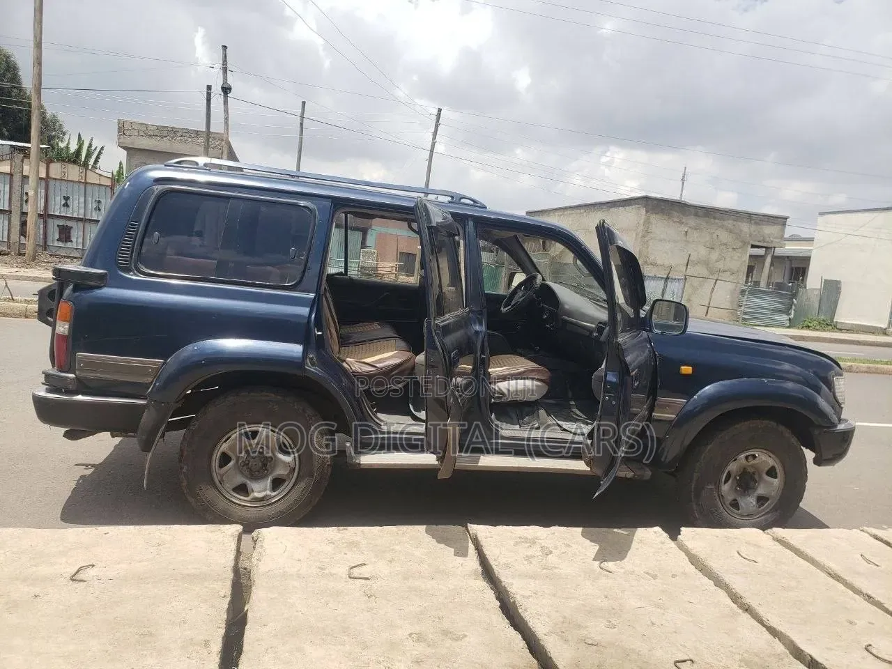 Toyota Land Cruiser 1994 Blue