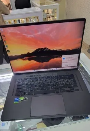 New Laptop Asus ROG Zephyrus G15 16GB Intel Core i7 SSD 512GB