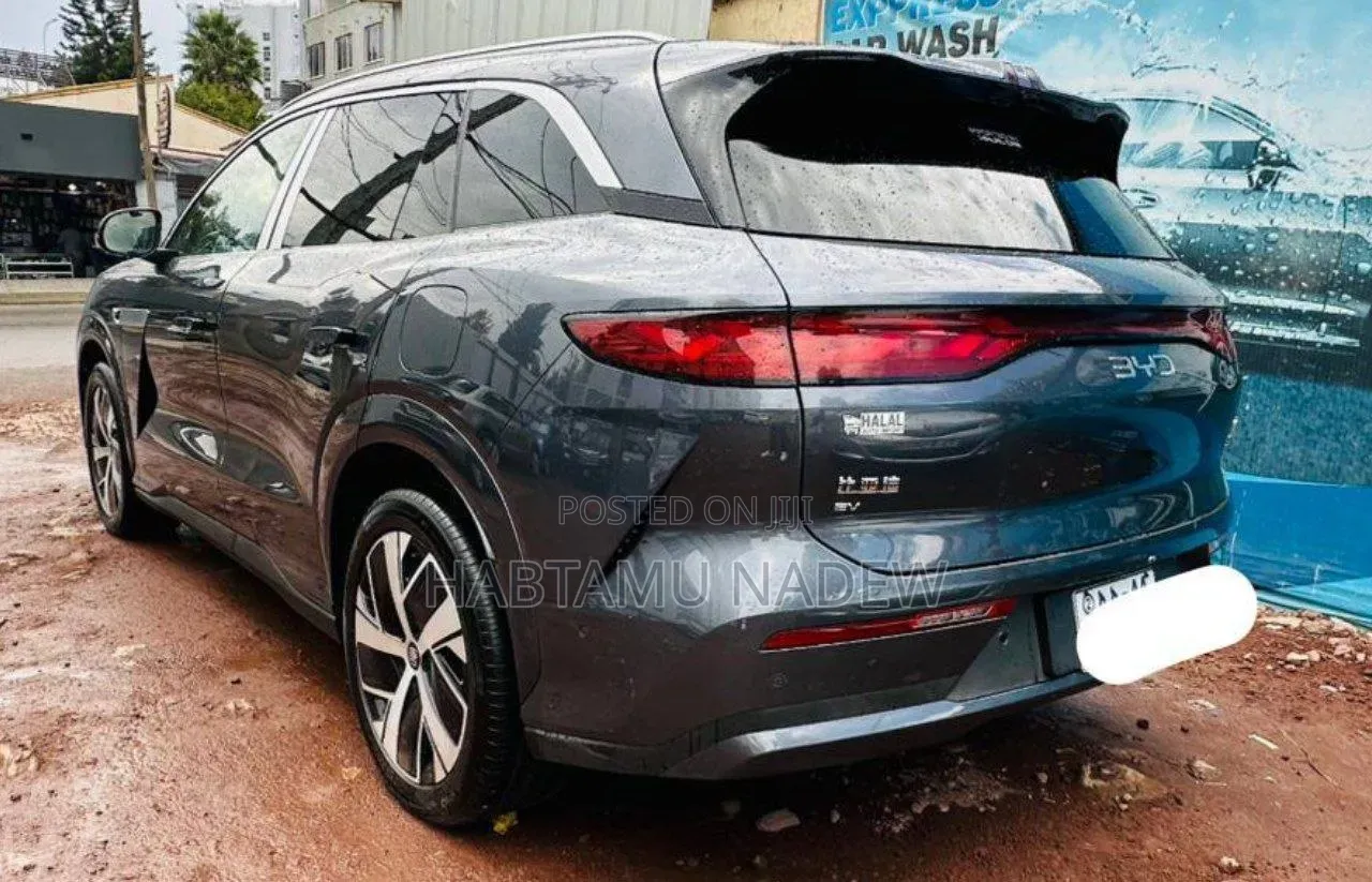 BYD Song L DM-i 2025 Silver