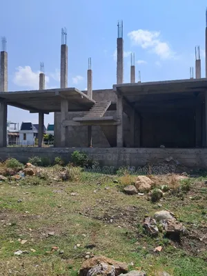 8bdrm Apartment in Dukem 140, East Shewa for sale
