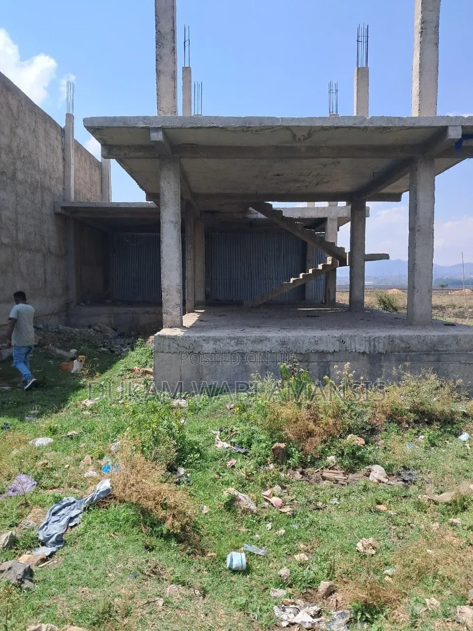 8bdrm Apartment in Dukem 140, East Shewa for sale