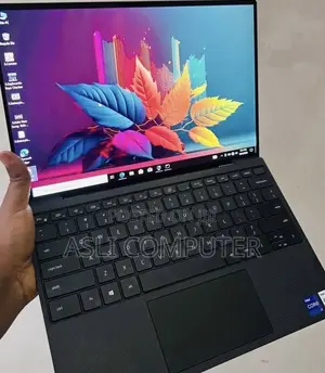 New Laptop Dell XPS 13 32GB Intel Core i7 SSD 512GB