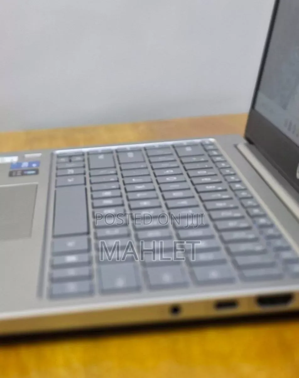 New Laptop HP Stream Notebook 16GB Intel Core i7 SSD 1T