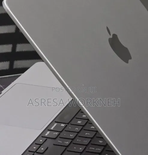 New Laptop Apple MacBook Pro 2013 8GB Apple M3 SSD 512GB