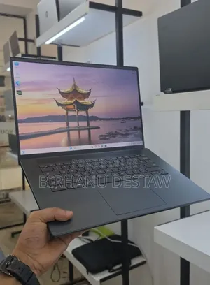 New Laptop Dell Inspiron 15 16GB Intel Core i7 SSD 512GB