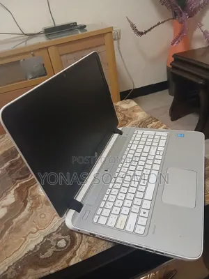 Laptop HP Pavilion 15 8GB Intel Core i5 HDD 1T