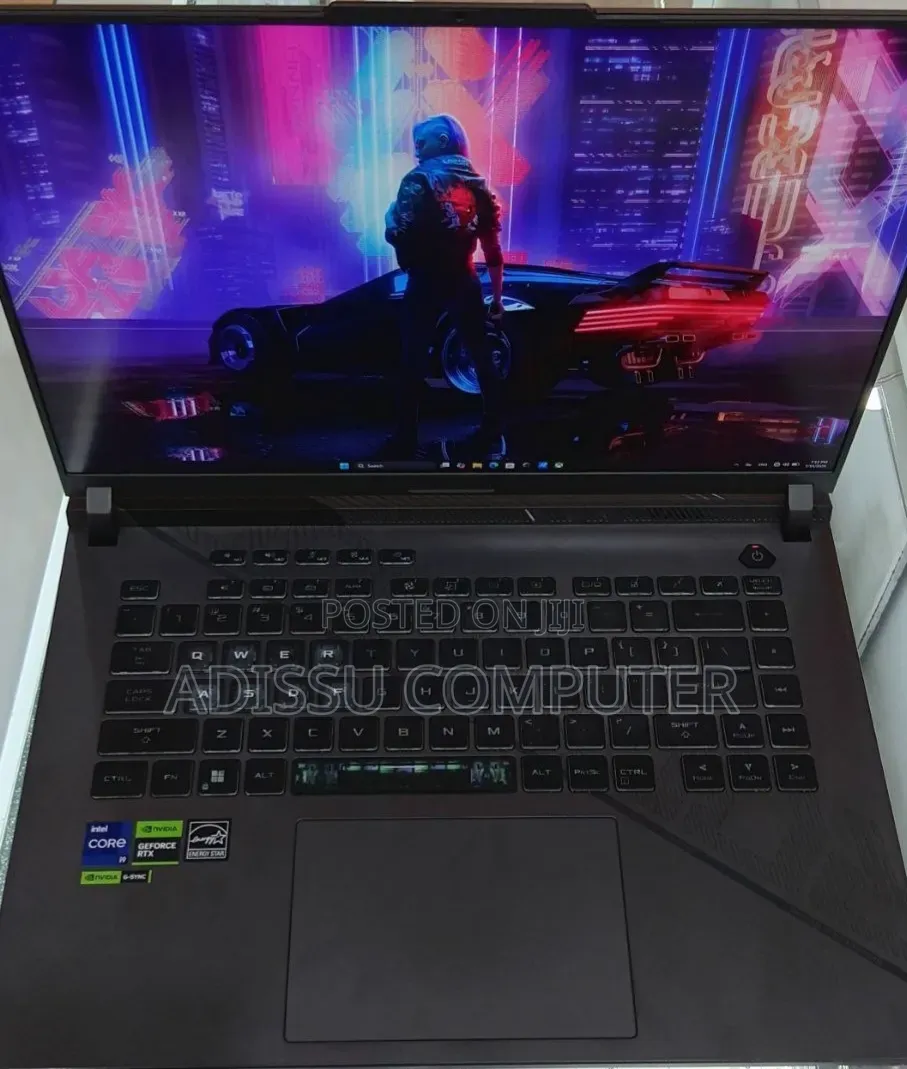 New Laptop Asus ROG Strix G15 16GB Intel Core i9 SSD 1T