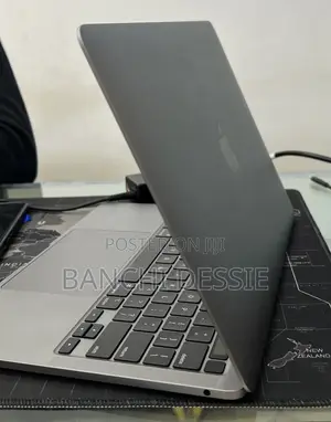 New Laptop Apple MacBook Air 2020 M1 16GB Apple M1 SSD 256GB