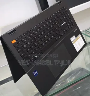New Laptop Asus VivoBook 15 X505BA 16GB Intel Core i9 SSD 1T