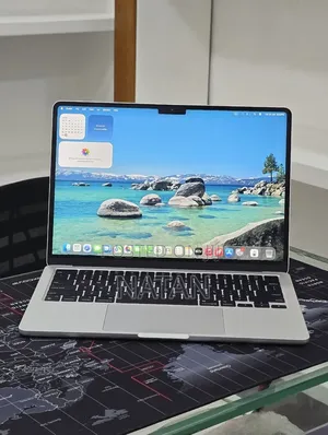 New Laptop Apple MacBook Air 2024 M3 16GB Apple M3 SSD 256GB