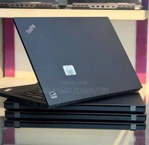 New Laptop Lenovo ThinkPad t495s 8GB AMD Ryzen 5 SSD 256GB