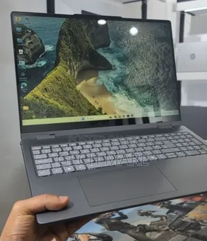 New Laptop Lenovo Yoga 7i 16GB Intel Core Ultra 5 SSD 512GB
