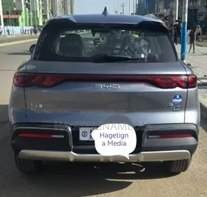 BYD Yuan Up 2025 Gray