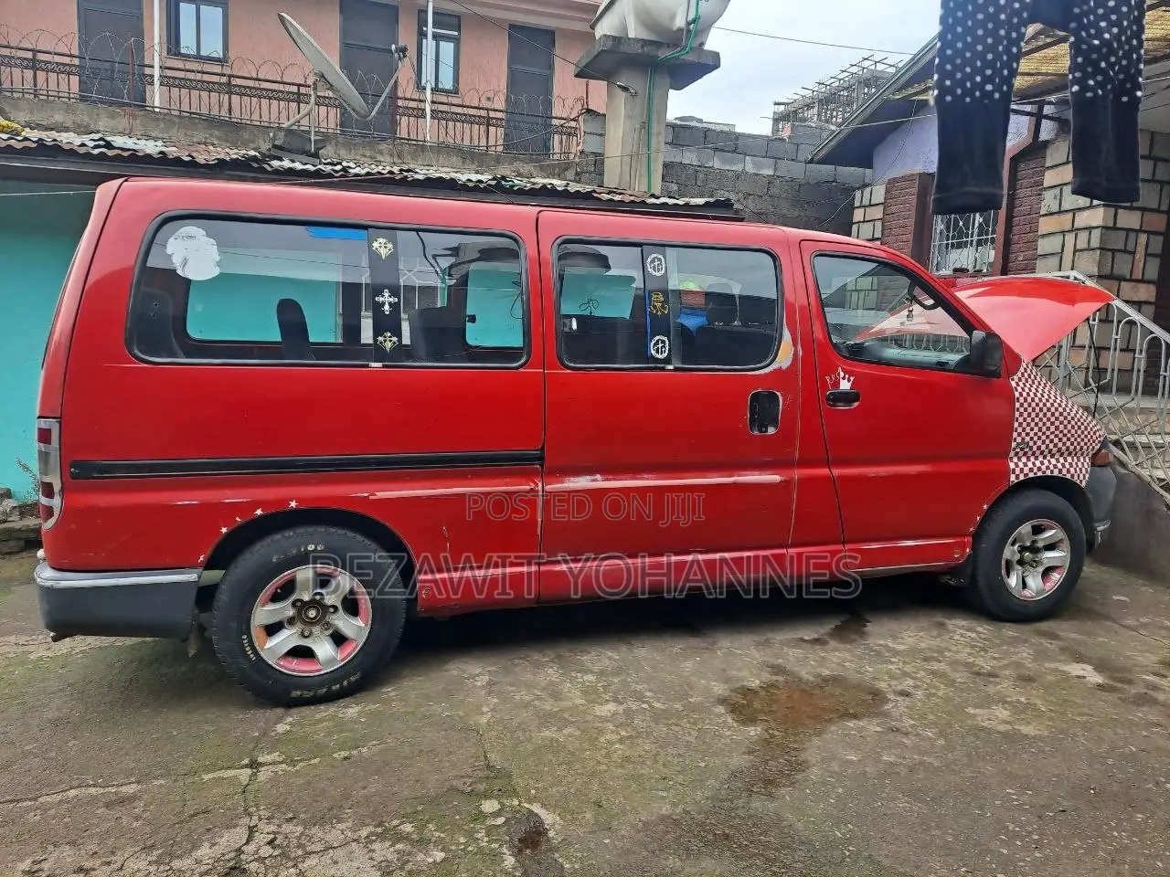 Car 2006 Red